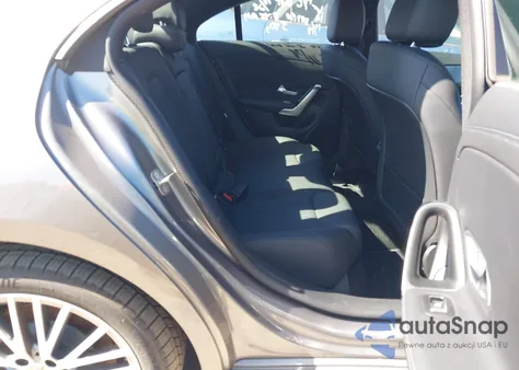 2025 Mercedes-Benz Cla 250 4Matic из США, поврежденный, VIN W1K5J4HB8SN513640